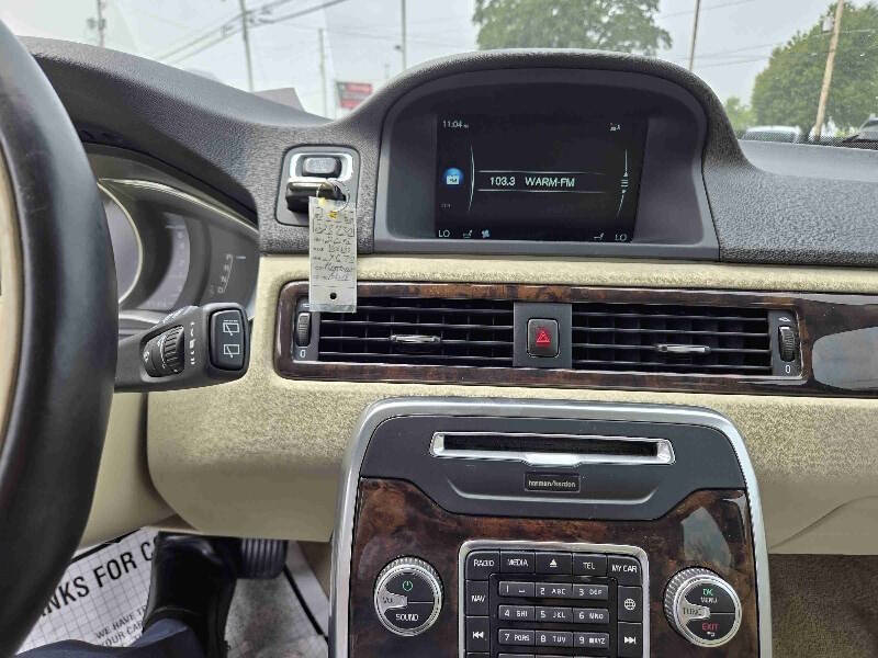 2015 Volvo XC70 T6 Platinum