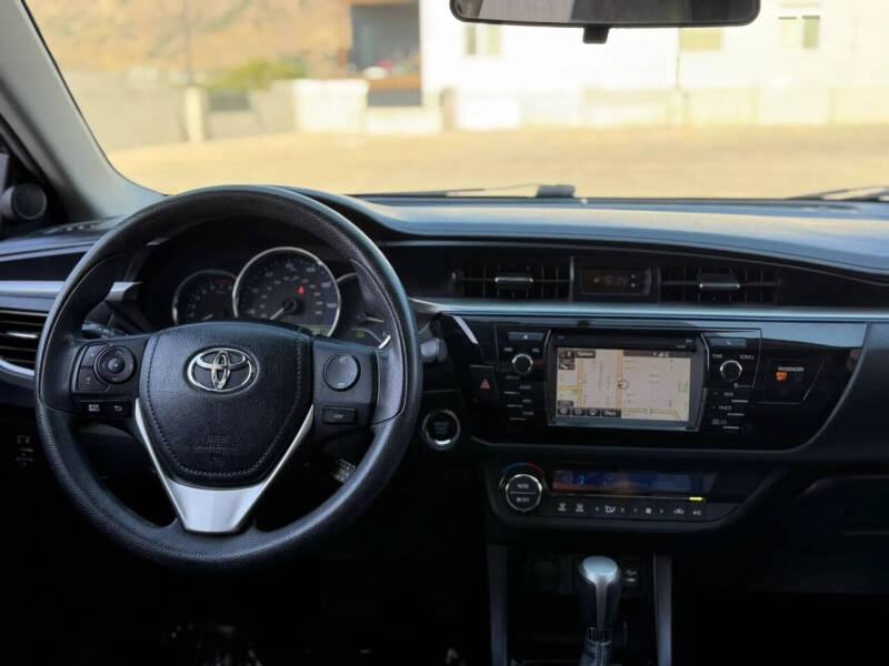 2016 Toyota Corolla LE Eco Premium
