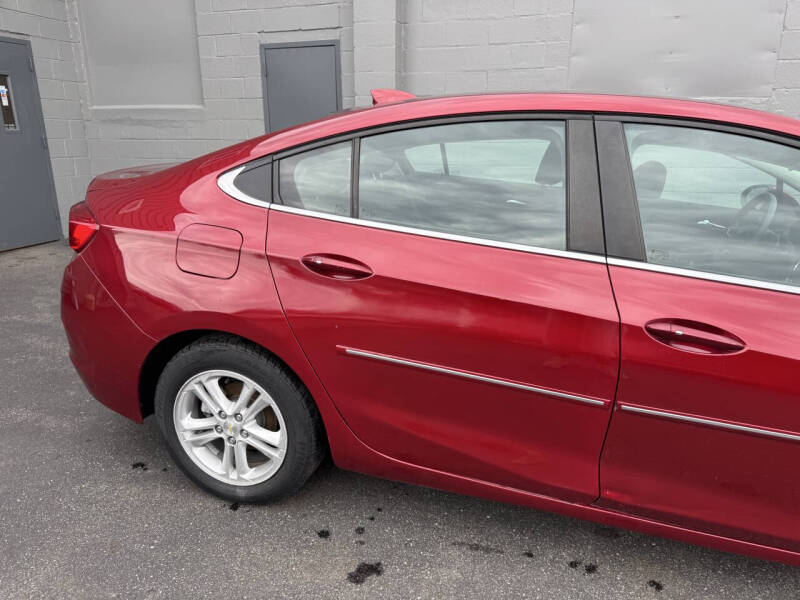 2017 Chevrolet Cruze LT Auto