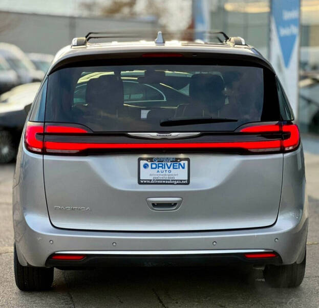 2021 Chrysler Pacifica Touring L