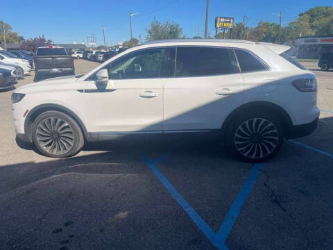2022 Lincoln Nautilus Black Label