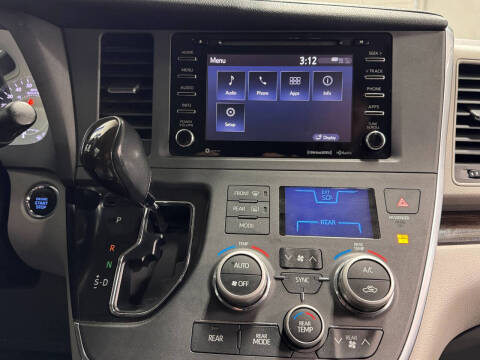 2018 Toyota Sienna