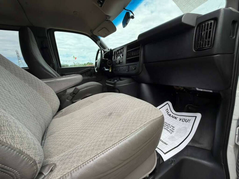 2018 Chevrolet Express LS 3500