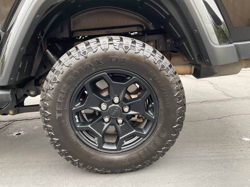 2021 Jeep Gladiator Willys