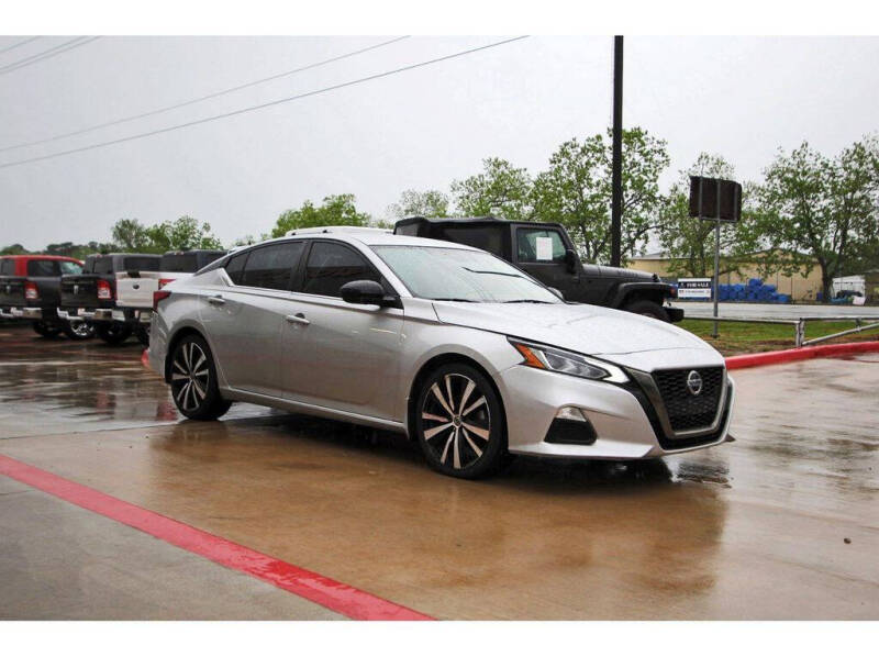 2022 Nissan Altima 2.5 SR