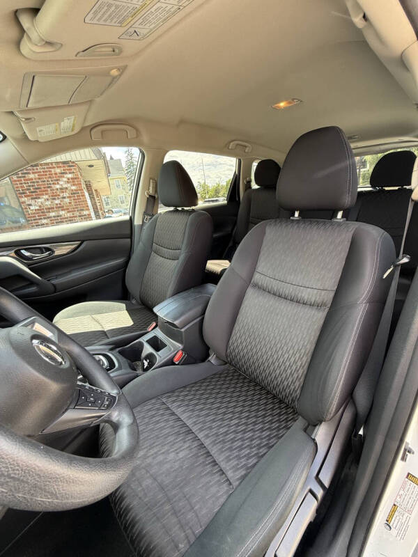 2017 Nissan Rogue S