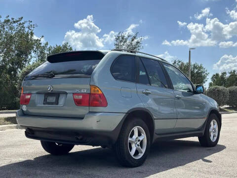 2002 BMW X5 3.0i
