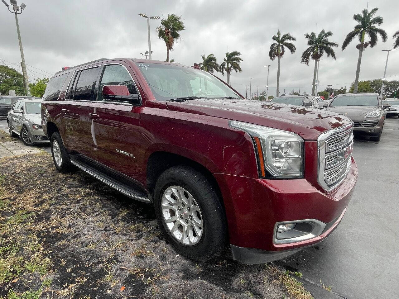 2016 GMC Yukon XL  - $25,900