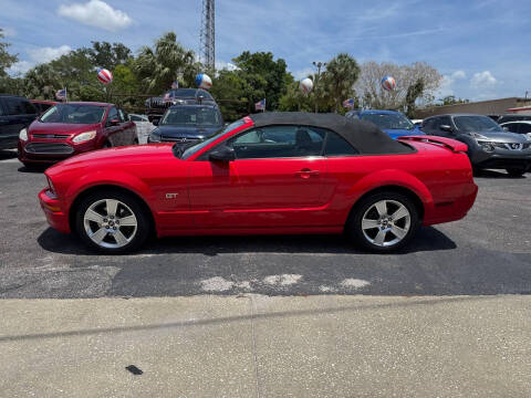 2006 Ford Mustang GT Deluxe