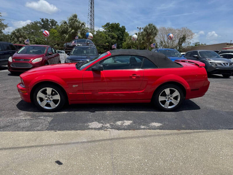 2006 Ford Mustang GT Deluxe