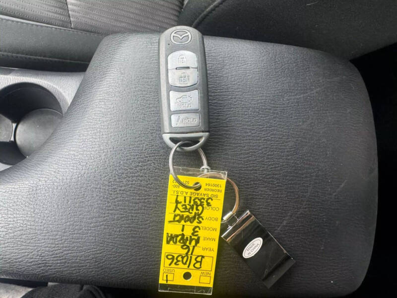 2016 Mazda MAZDA3 i Sport