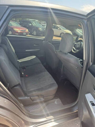 2014 Toyota Prius v Three
