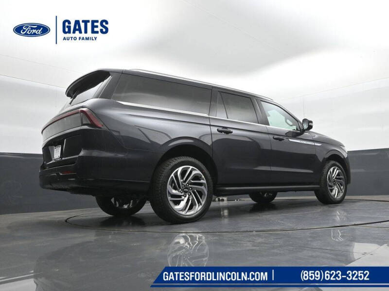 2026 Lincoln Navigator L Premiere