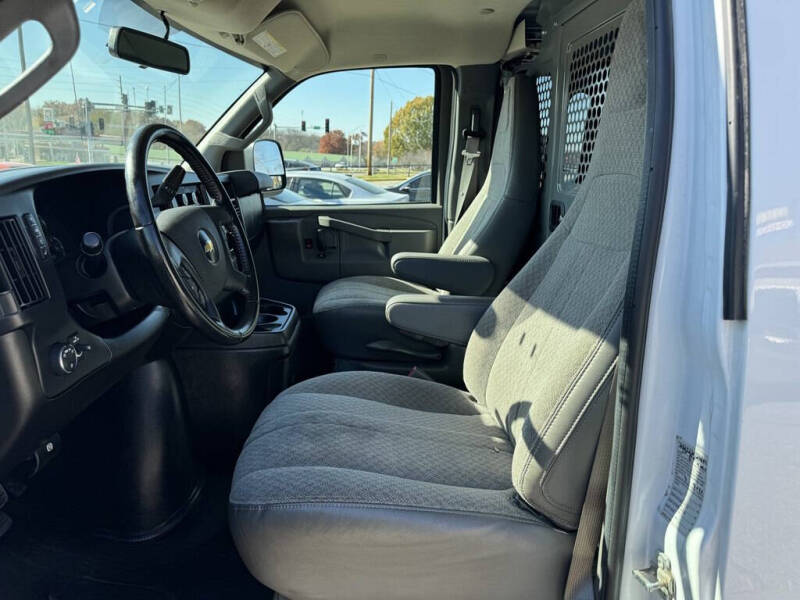 2021 Chevrolet Express 2500