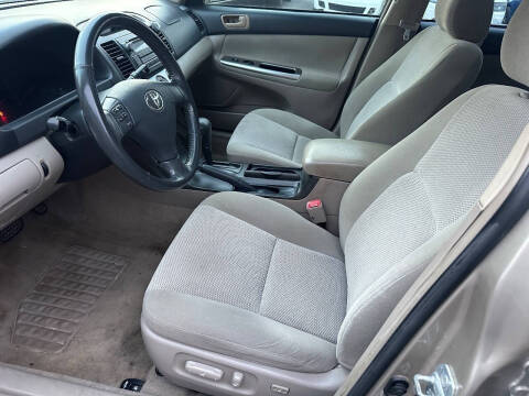 2005 Toyota Camry SE