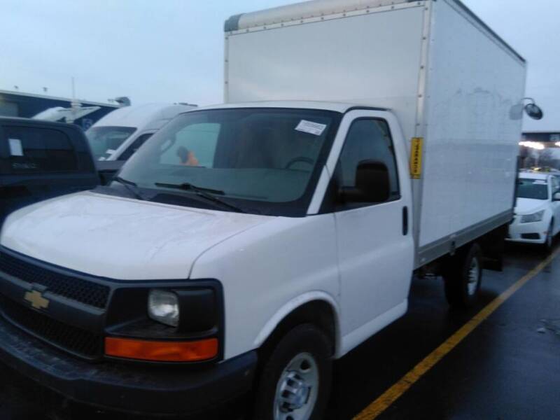 2016 Chevrolet Express Cutaway for sale at KA Commercial Trucks, LLC in Dassel MN