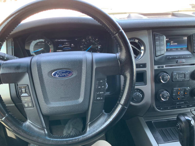 2016 Ford Expedition EL XLT