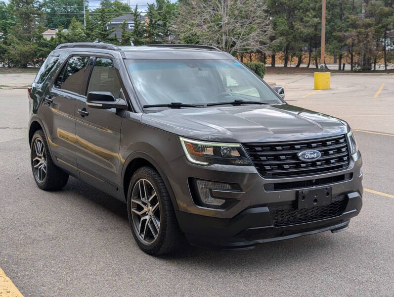 2017 Ford Explorer Sport