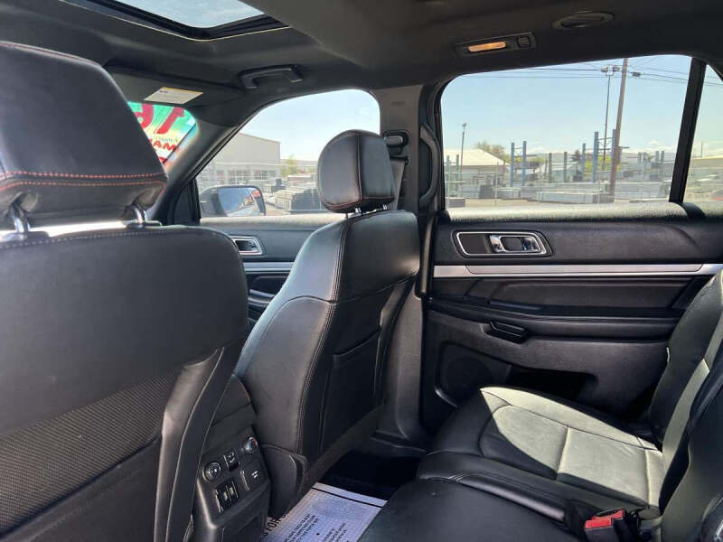 2016 Ford Explorer Sport