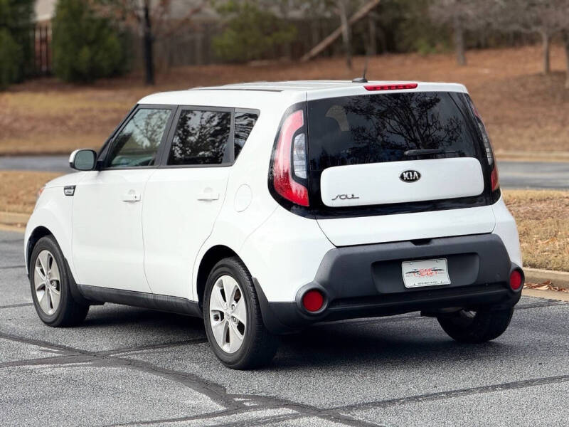 2016 Kia Soul +