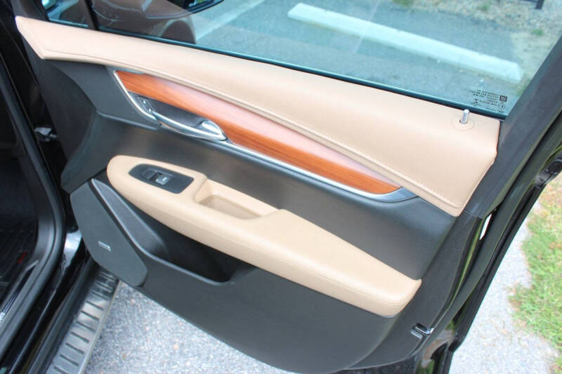 2017 Cadillac XT5 Platinum