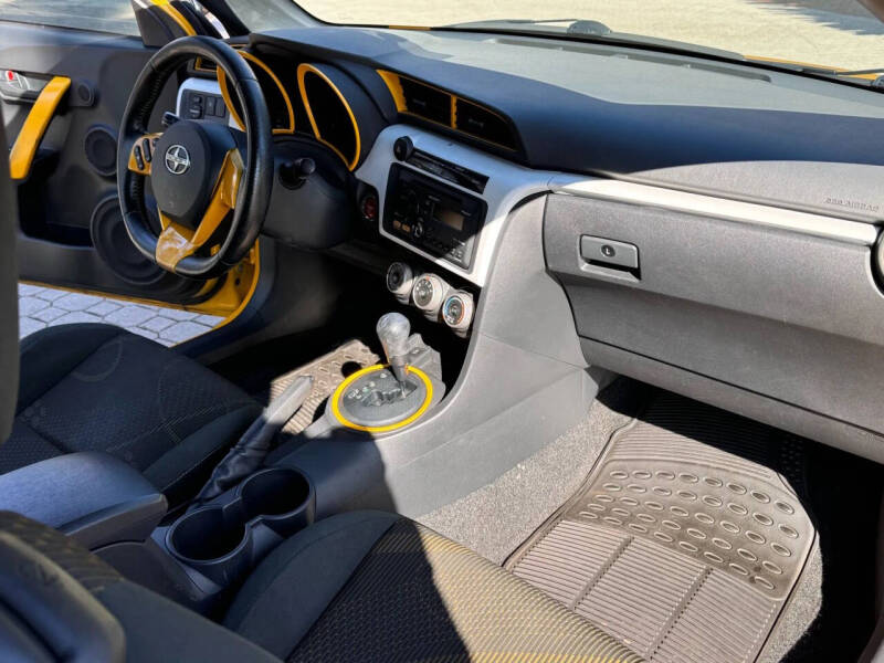 2012 Scion tC