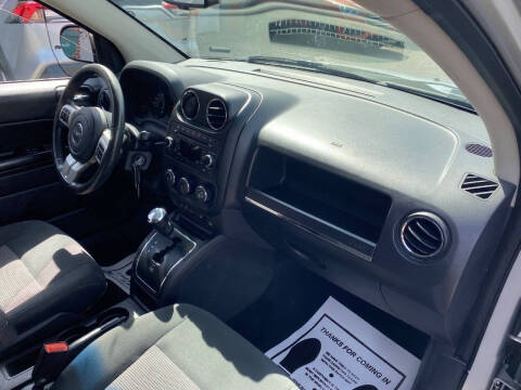 2011 Jeep Compass Sport