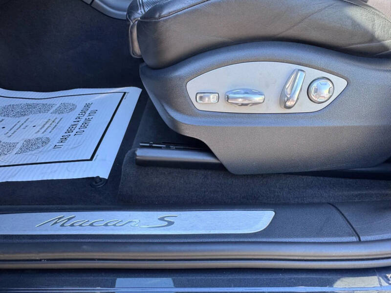 2017 Porsche Macan S