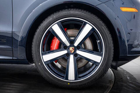2026 Porsche Cayenne GTS