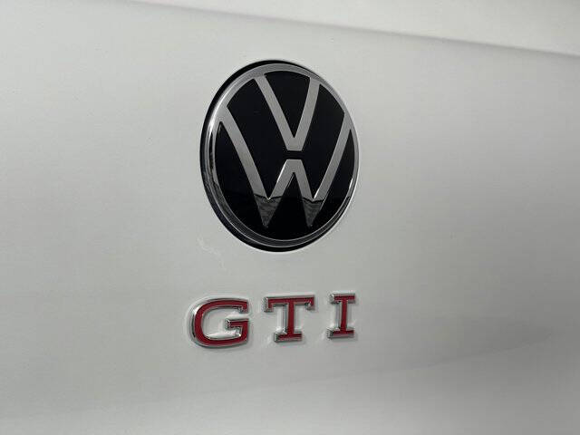 2025 Volkswagen Golf GTI SE