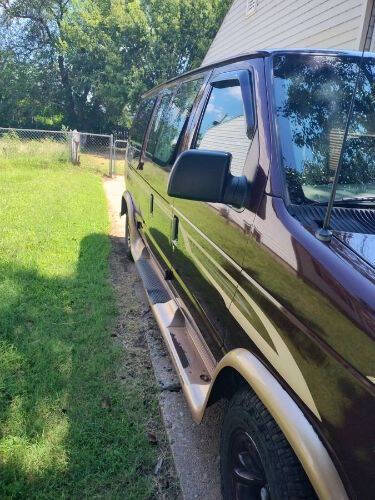 2000 Ford E-150