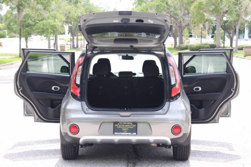 2017 Kia Soul +