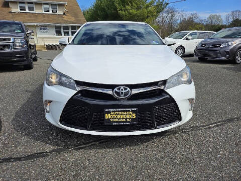 2017 Toyota Camry SE