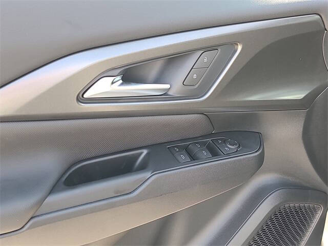 2026 Chevrolet Equinox EV LT 1