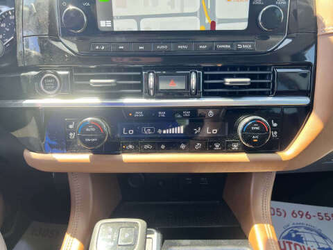 2022 Nissan Pathfinder Platinum