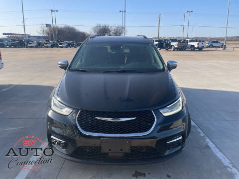 2022 Chrysler Pacifica for sale at Seth Wadley Chevy Perry in Perry OK