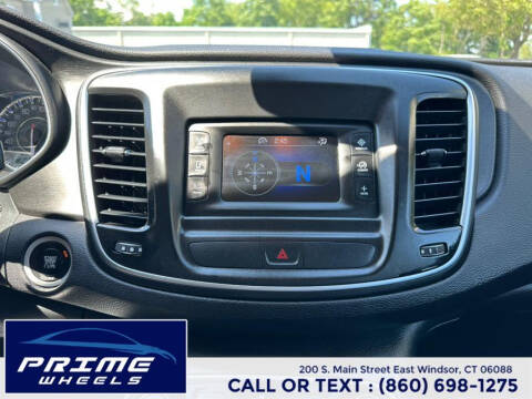 2015 Chrysler 200 Limited