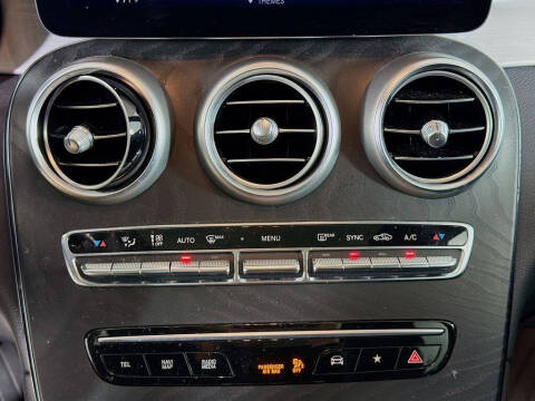 2022 Mercedes-Benz GLC GLC 300