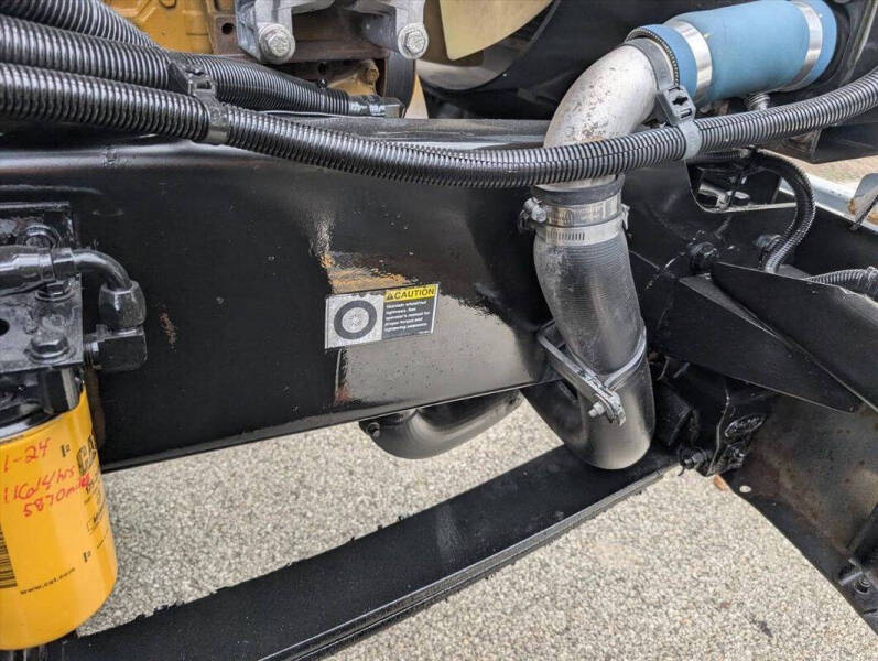 2007 Peterbilt 335