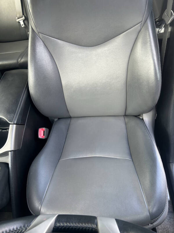 2013 Toyota Prius Three