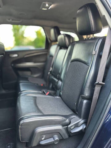 2018 Dodge Journey Crossroad