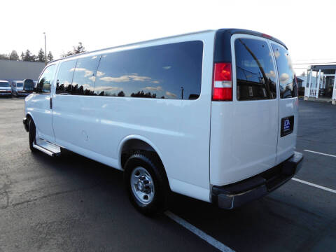 2016 Chevrolet Express LT 3500