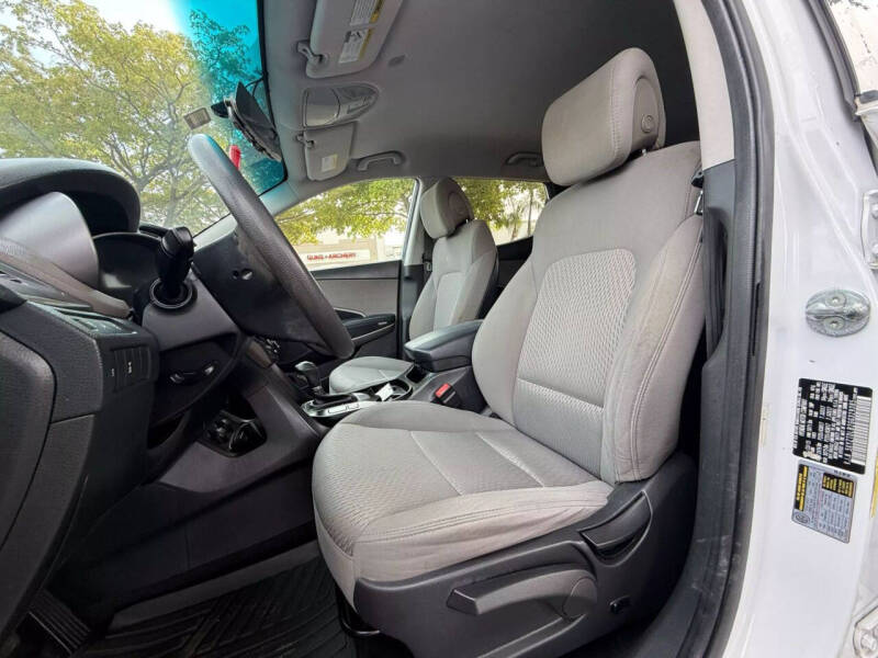 2016 Hyundai Santa Fe Sport 2.4L