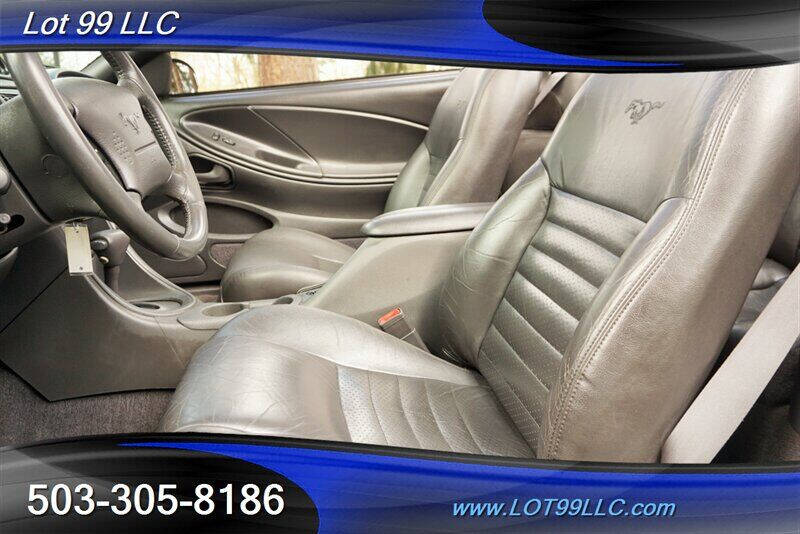 2000 Ford Mustang GT