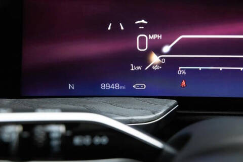 2025 Cadillac Escalade IQ Luxury 2