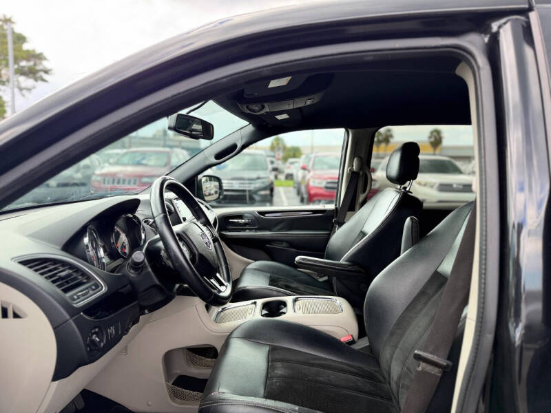 2017 Dodge Grand Caravan SXT