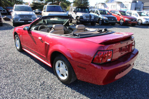 2000 Ford Mustang