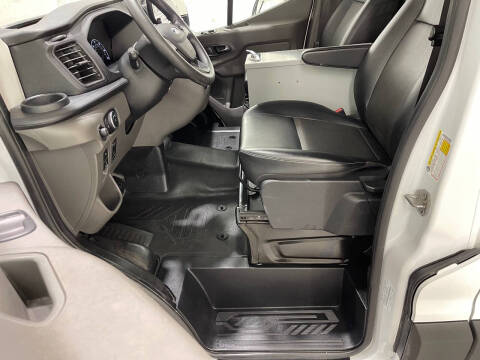 2022 Ford Transit 250