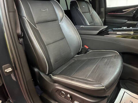 2021 Cadillac Escalade Sport