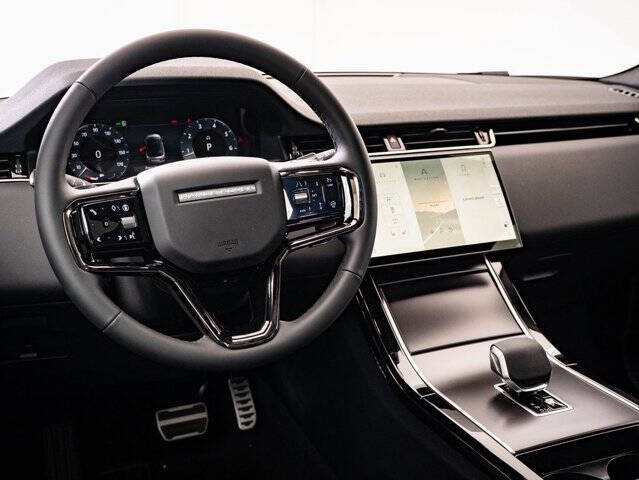 2026 Land Rover Range Rover Evoque P250 Dynamic SE